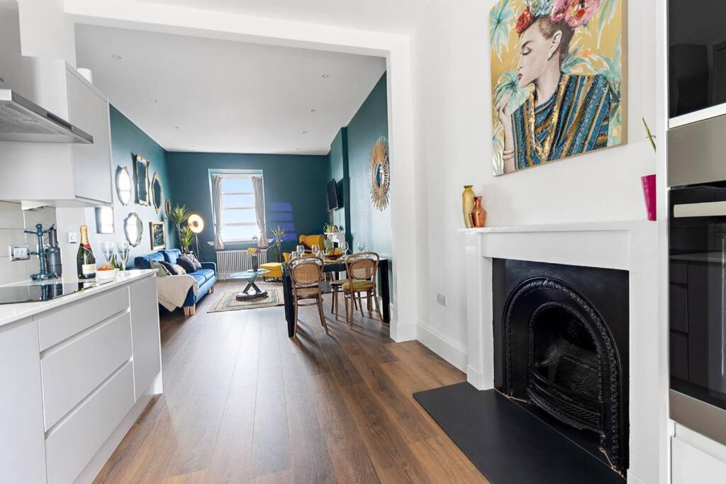 Modern 1 Bed Apartment, Sea Views, Free Parking, Wifi, Netflix Teignmouth Esterno foto