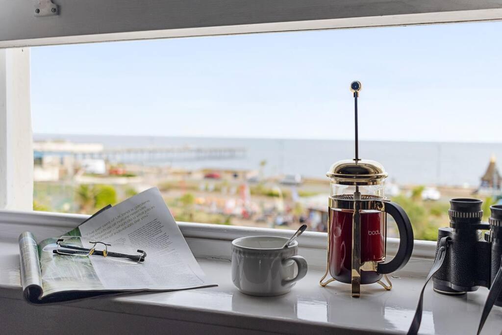 Modern 1 Bed Apartment, Sea Views, Free Parking, Wifi, Netflix Teignmouth Esterno foto